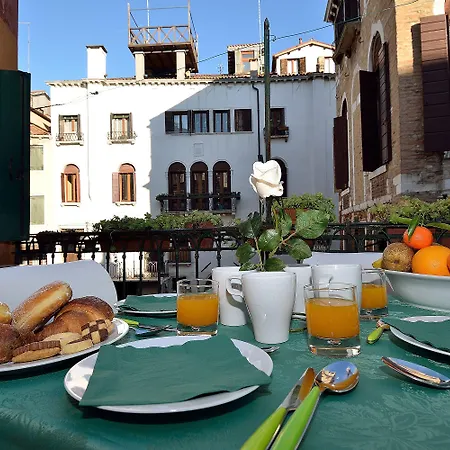 Da Bruno Homes شقة