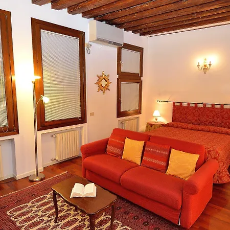 Da Bruno Homes Apartment Venice