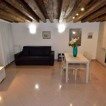 Da Bruno Homes Apartament *