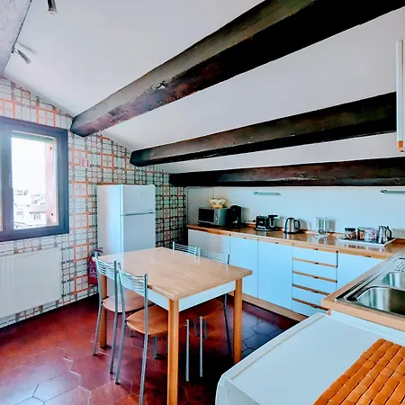 Da Bruno Homes 아파트