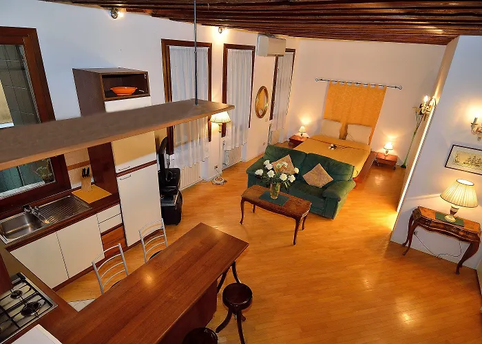 Da Bruno Homes البندقية