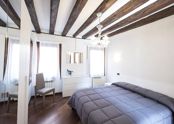 Da Bruno Homes شقة *