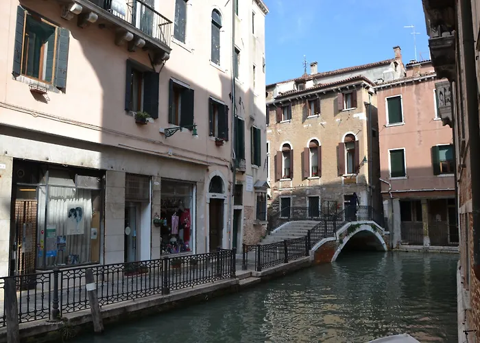 Da Bruno Homes Venise