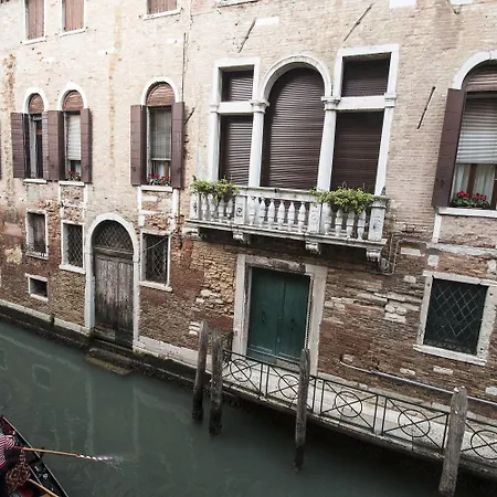 Da Bruno Homes Апартаменты *